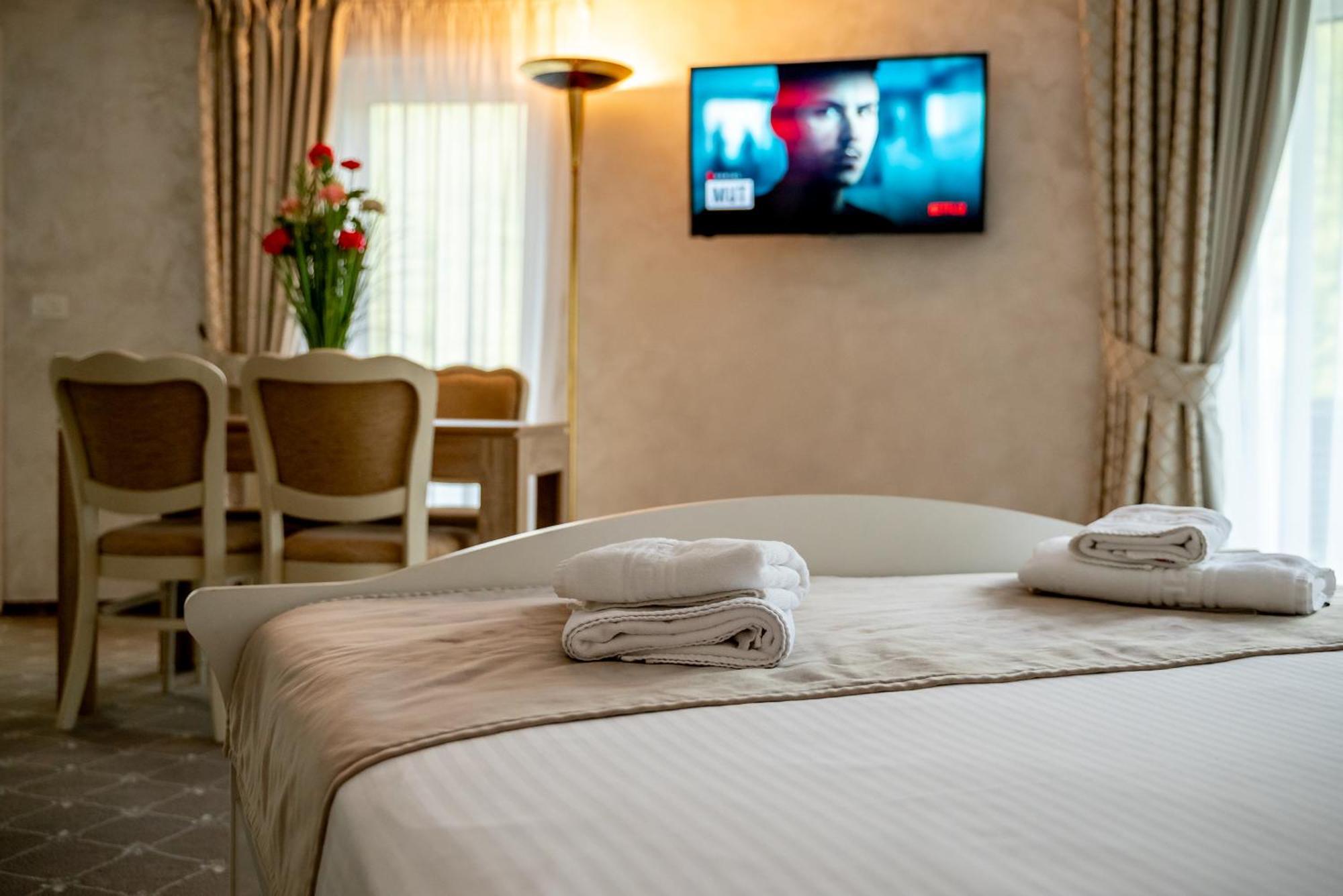 Carpentiere Arena Hotel Răşinari Kültér fotó