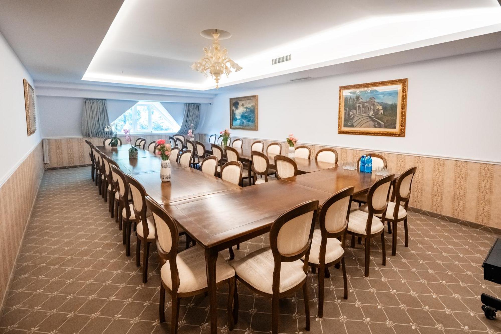 Carpentiere Arena Hotel Răşinari Kültér fotó