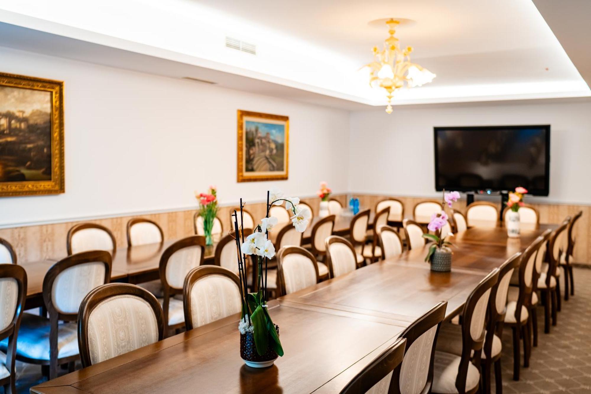 Carpentiere Arena Hotel Răşinari Kültér fotó